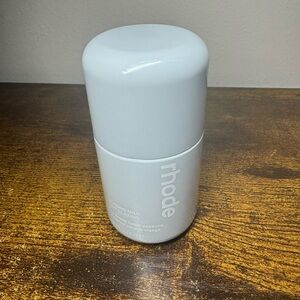 Rhode glazing milk ceramide facial essence 2.2oz